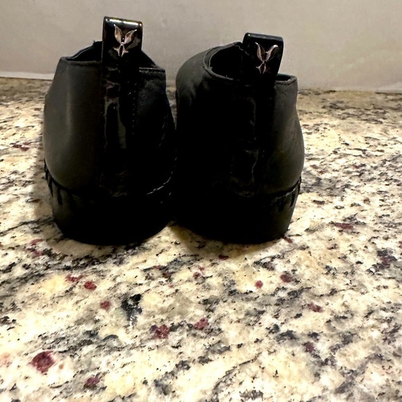 PLAY by JRENEE - Picture 2 of 4